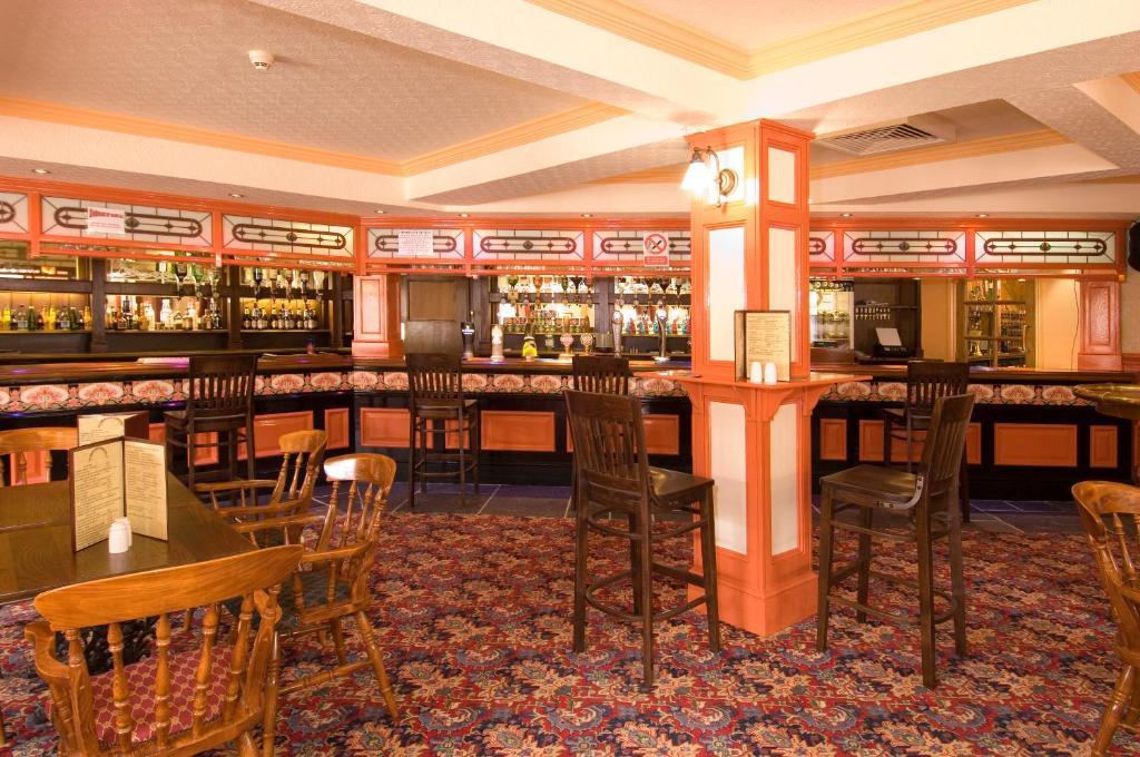 The Roebuck Inn - Relaxinnz Harrietsham Exterior photo